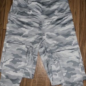 white and grey camo workout leggings